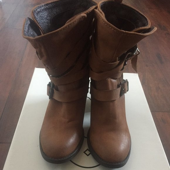Steve Madden Yale Buckled Boots - Picture 13 of 13